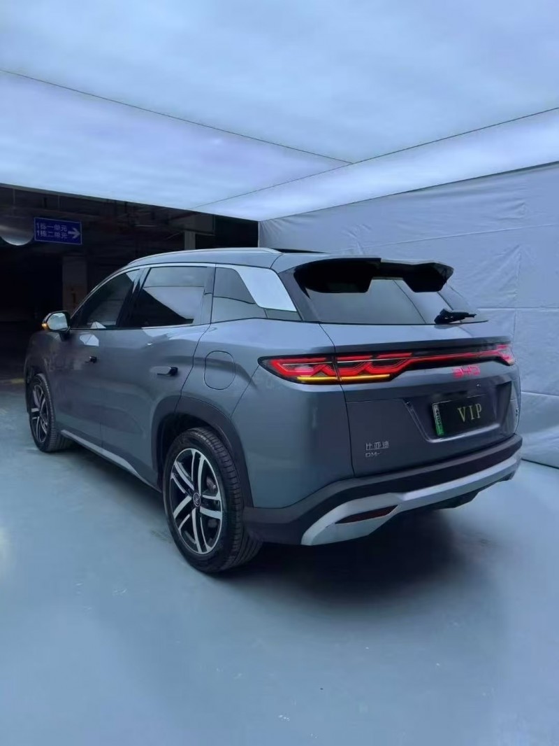 肇庆25年比亚迪宋8