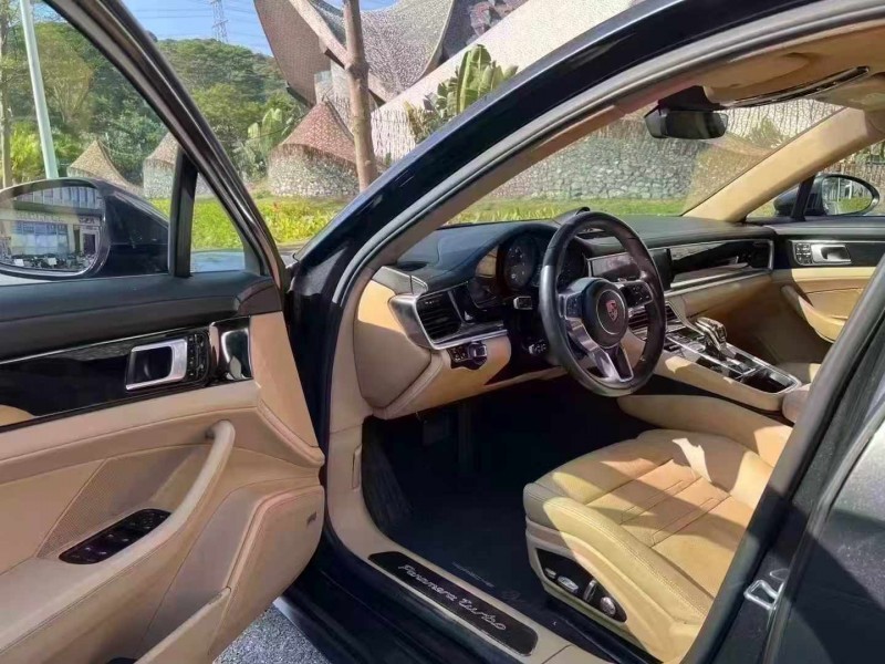 深圳17年保时捷帕拉梅拉4