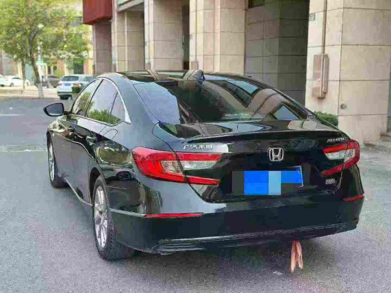 青岛21年本田雅阁7