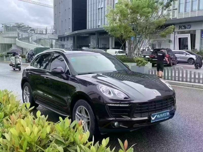 深圳16年保时捷Macan3