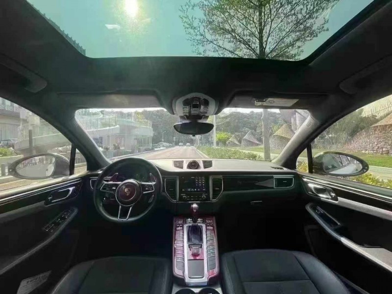 深圳17年保时捷Macan5