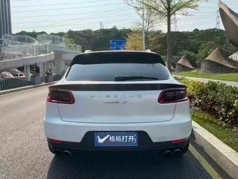 深圳17年保时捷Macan9