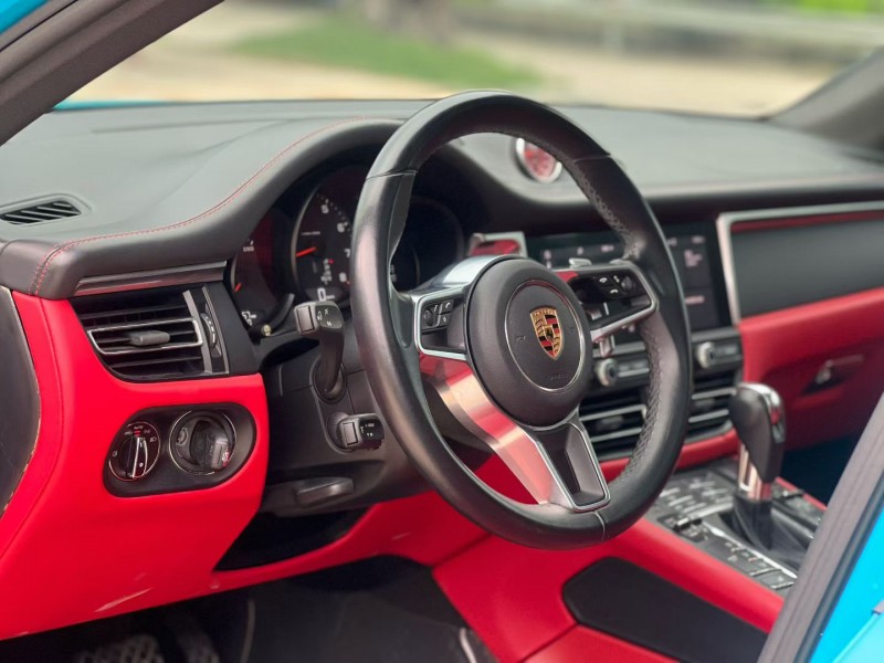 汕头19年保时捷Macan5