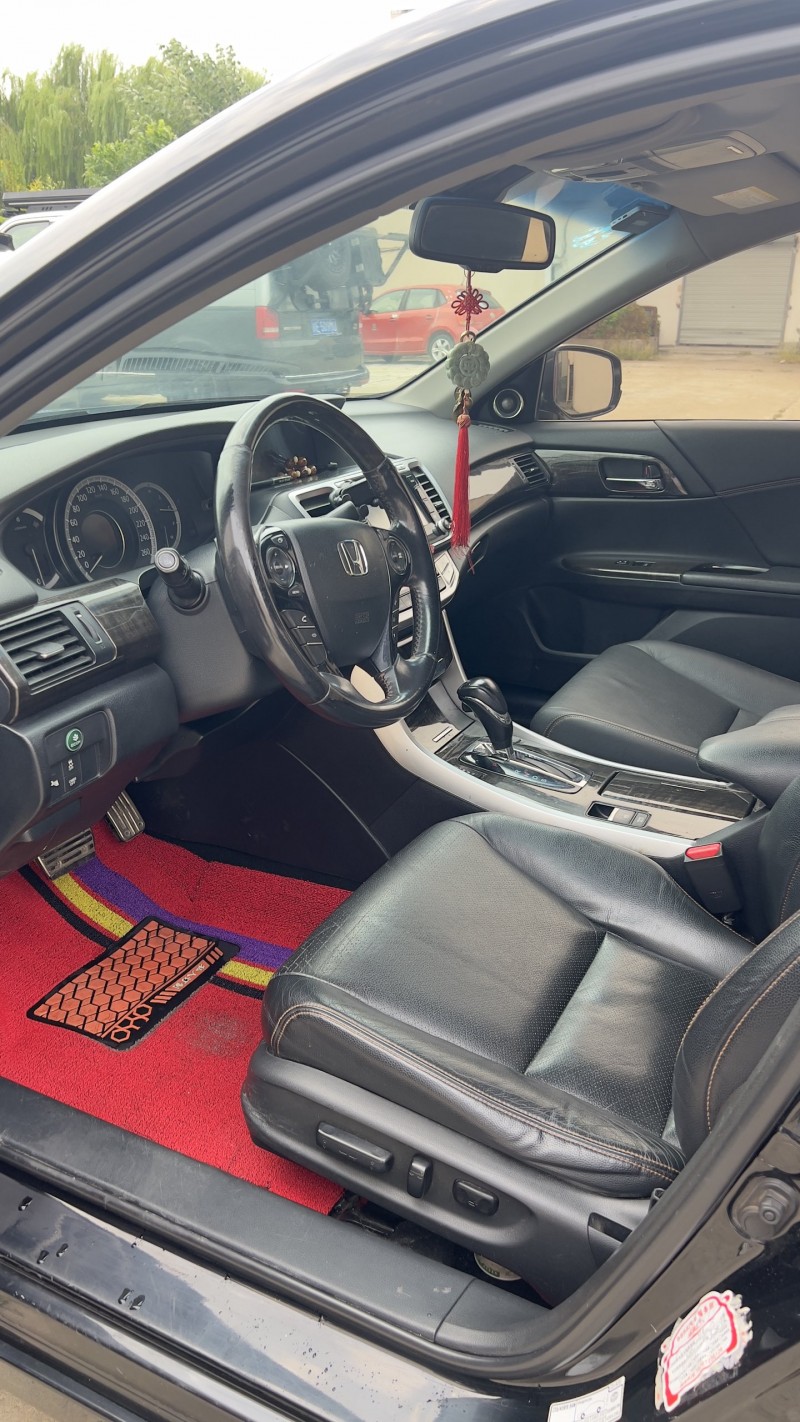 湖州14年本田雅阁4