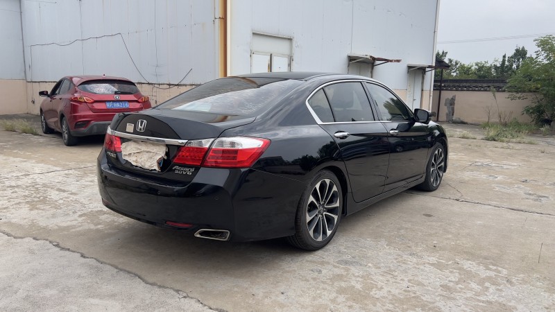 湖州14年本田雅阁7