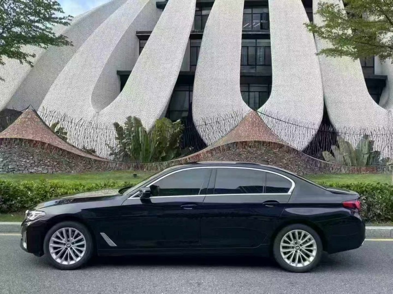 深圳21年宝马5系8