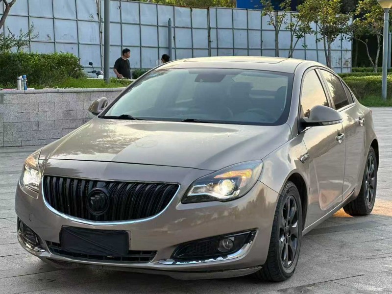 青岛16年别克君威2