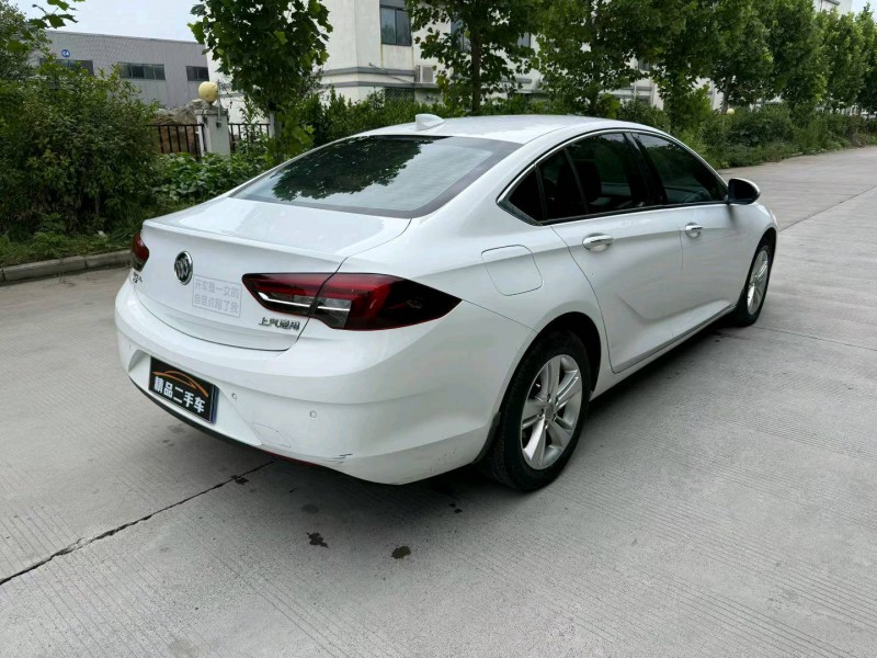 徐州19年别克君威4