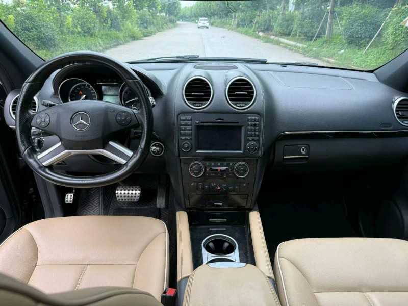 徐州11年奔驰ML7