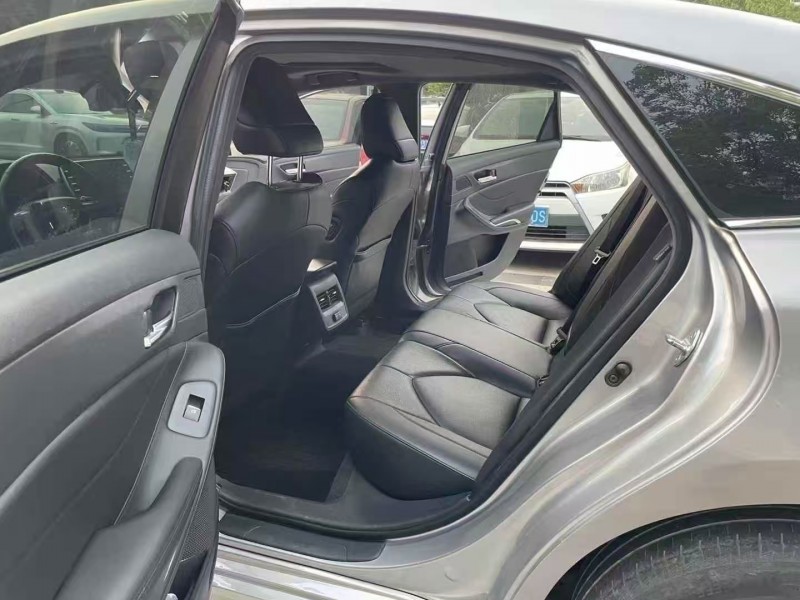 常州22年丰田凯美瑞6