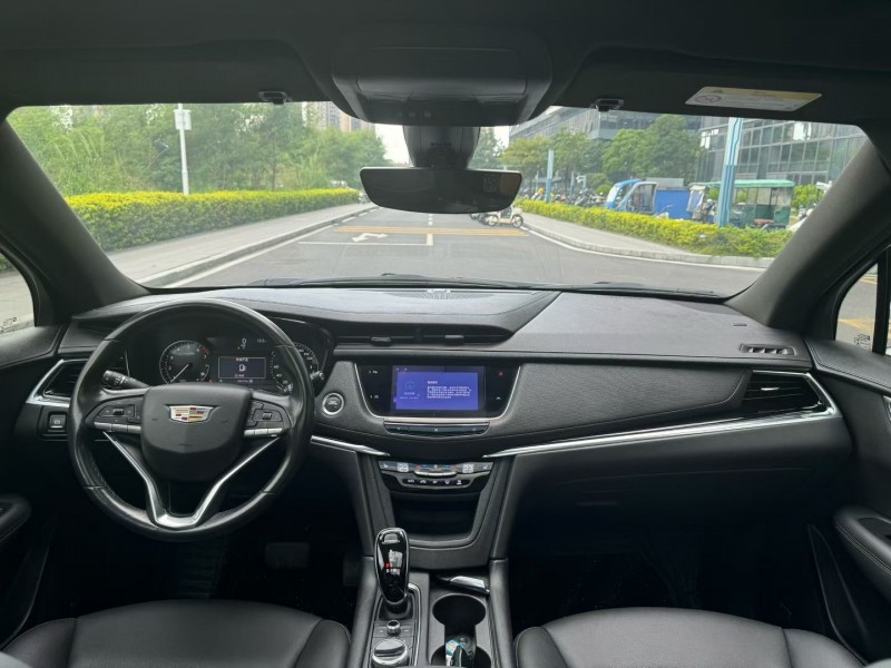 东莞21年凯迪拉克XT64