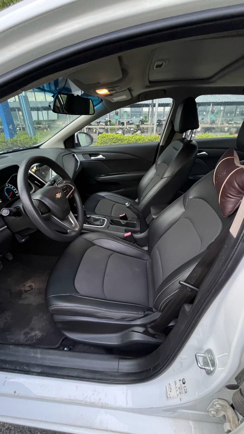东莞19年雪佛兰科沃兹5
