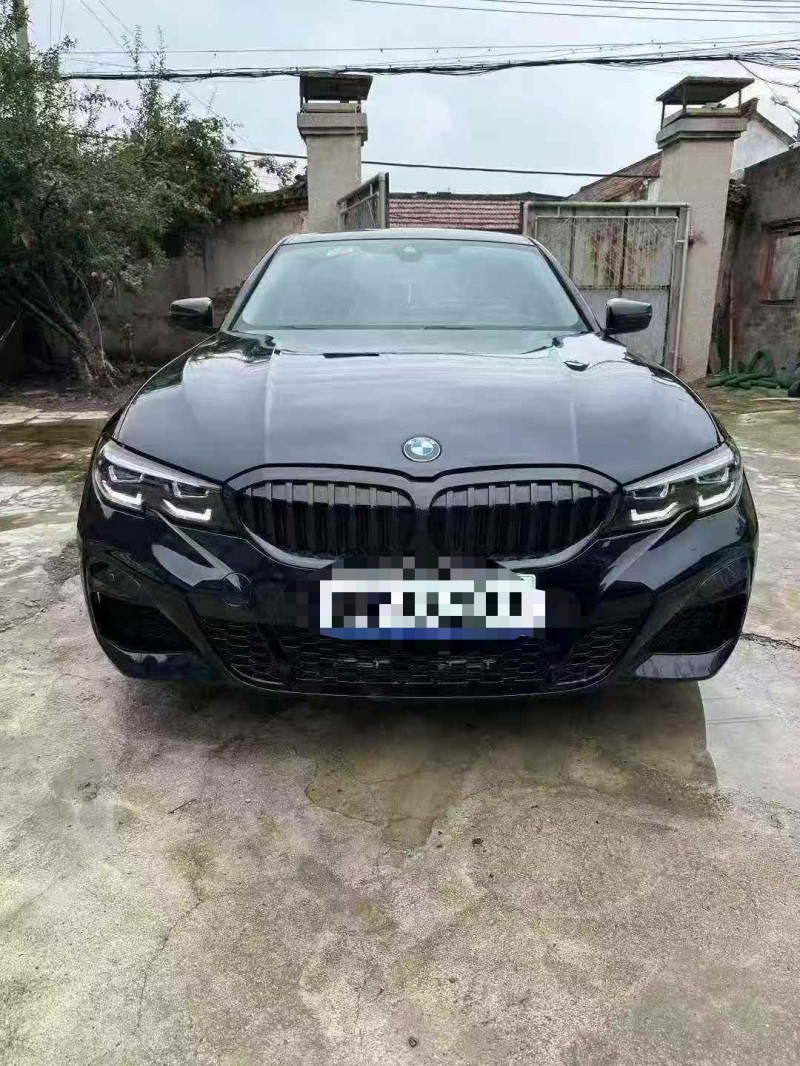 菏泽22年宝马3系1