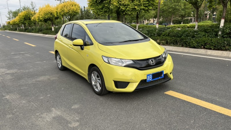 兰州17年本田飞度2