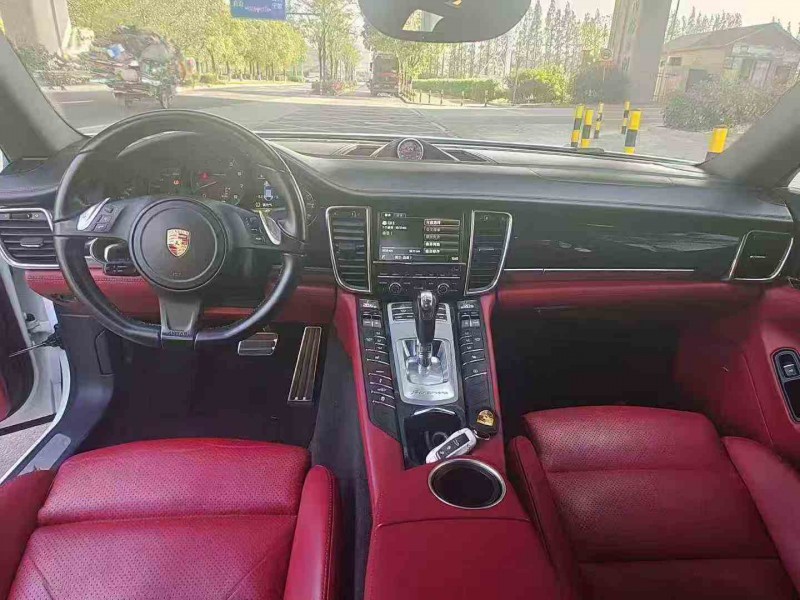 宁波15年保时捷帕拉梅拉4