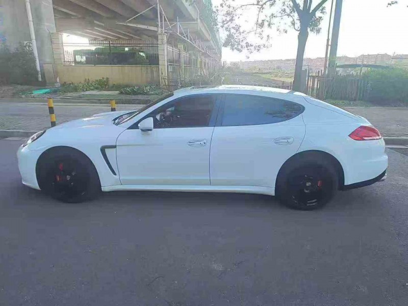 宁波15年保时捷帕拉梅拉6