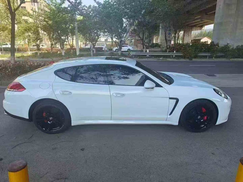 宁波15年保时捷帕拉梅拉7