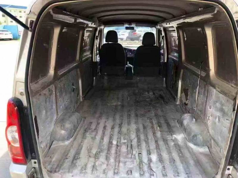 深圳23年五菱汽车荣光6