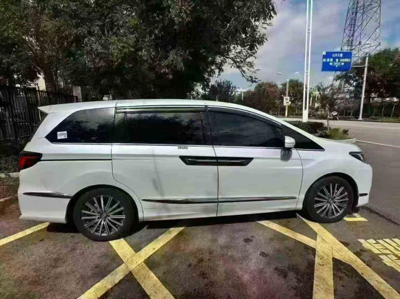 南通24年本田艾力绅8