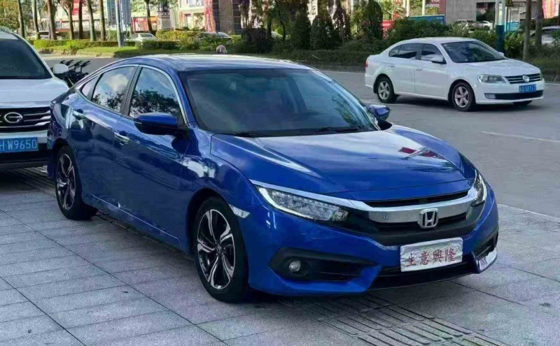 深圳18年本田思域2