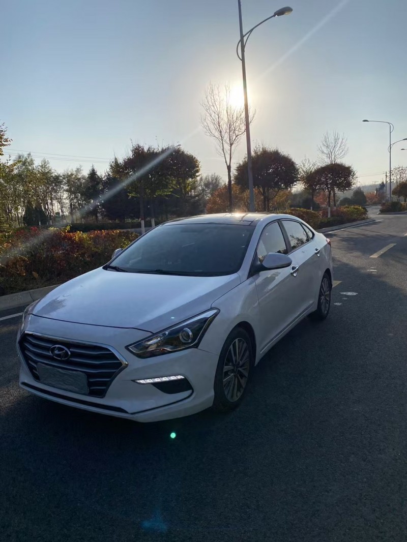 兰州18年现代名图2