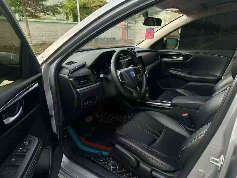 汕头20年本田享域5