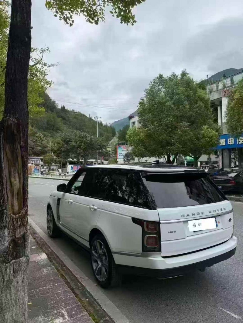 重庆20年路虎揽胜8