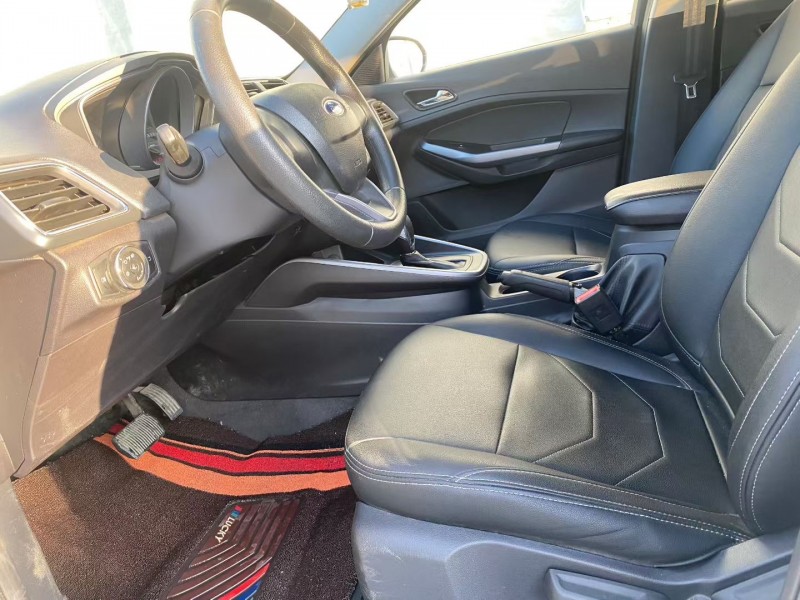 兰州20年福特福睿斯9