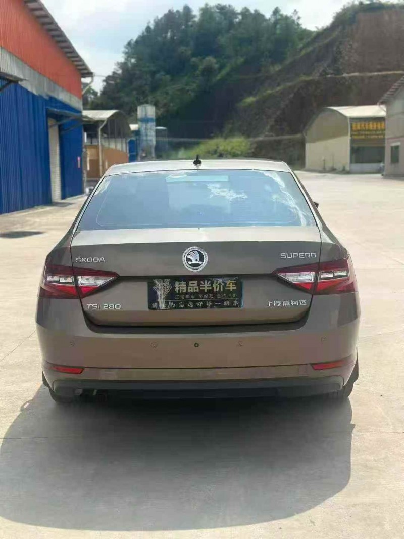 柳州19年斯柯达速派8