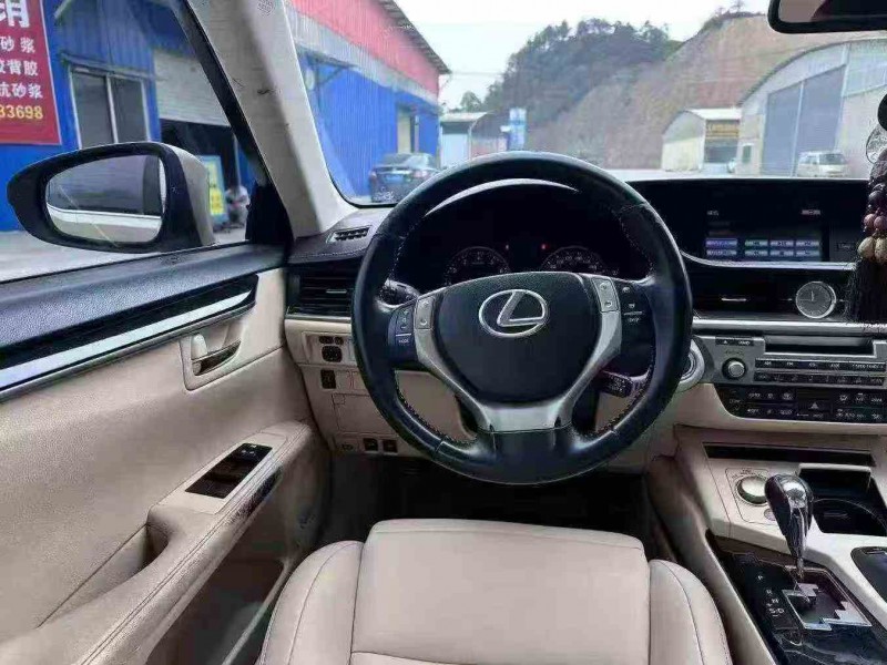 北海13年雷克萨斯ES4