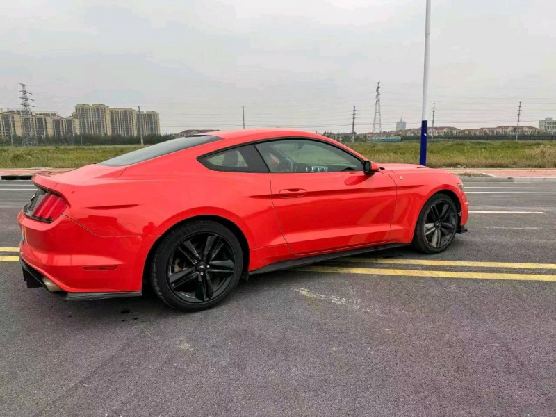 石家庄16年福特野马8