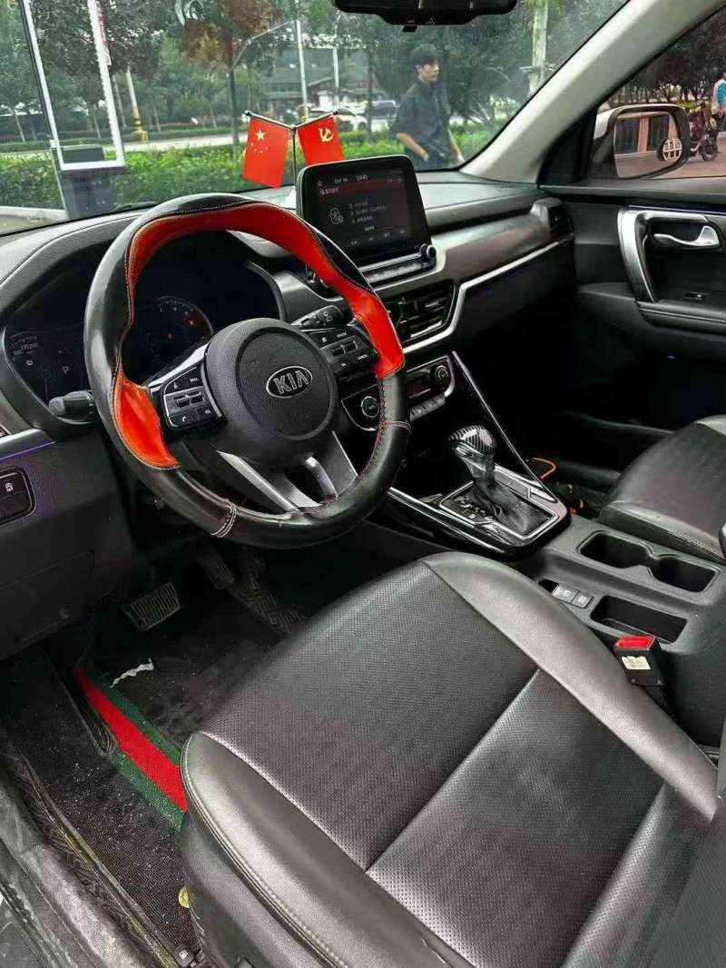 枣庄18年起亚智跑5