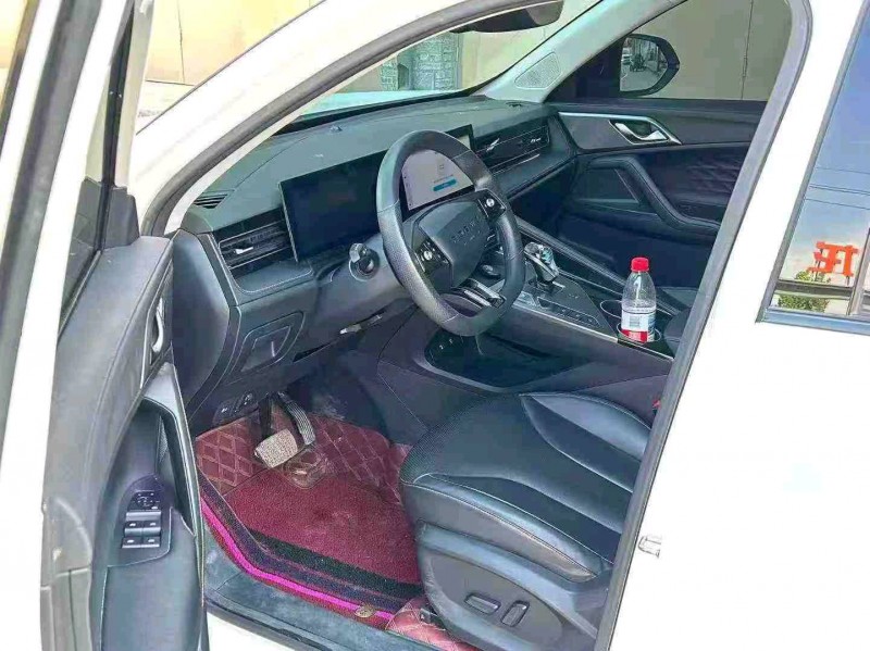 保定23年荣威RX57