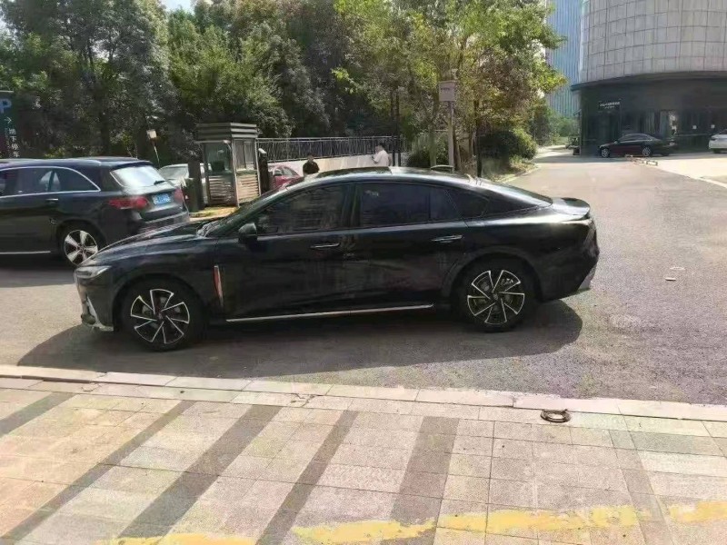 台州24年红旗H67