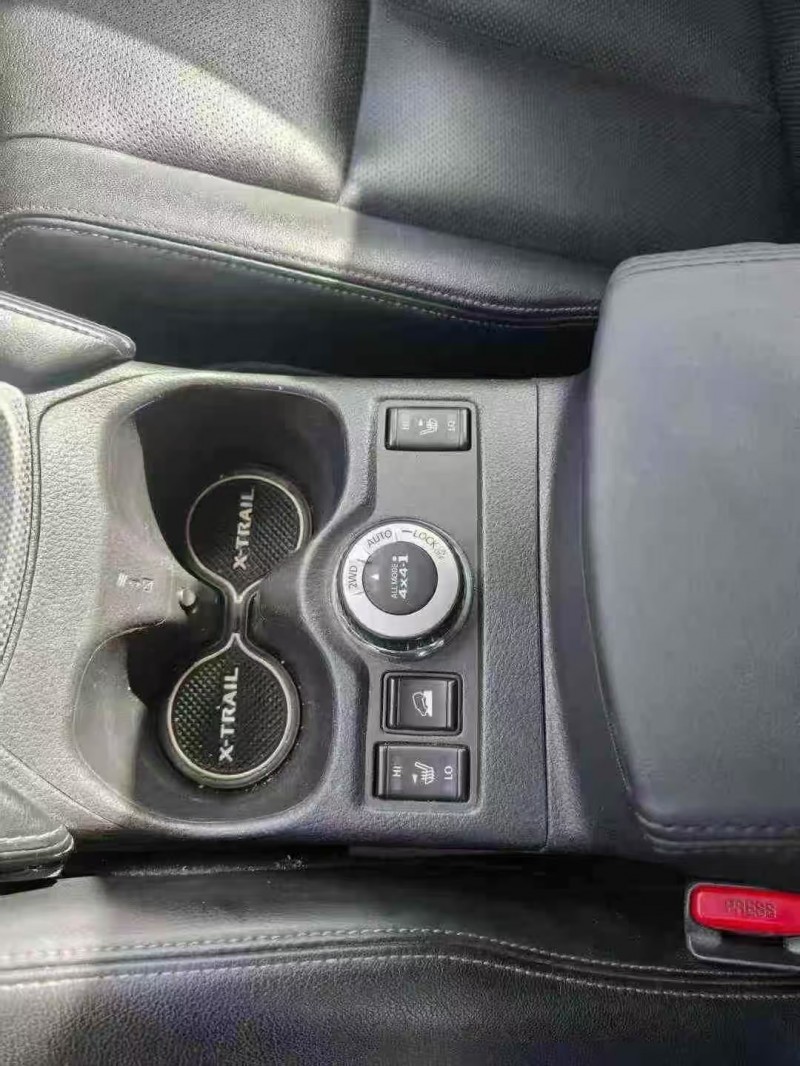 郑州17年日产奇骏9