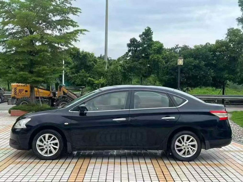 汕头16年日产轩逸3