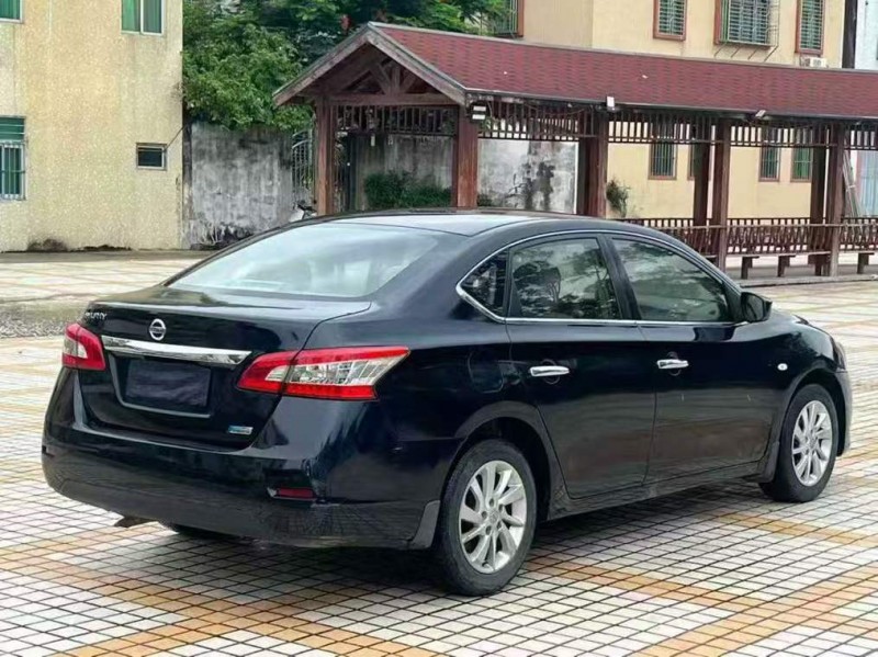 汕头16年日产轩逸8