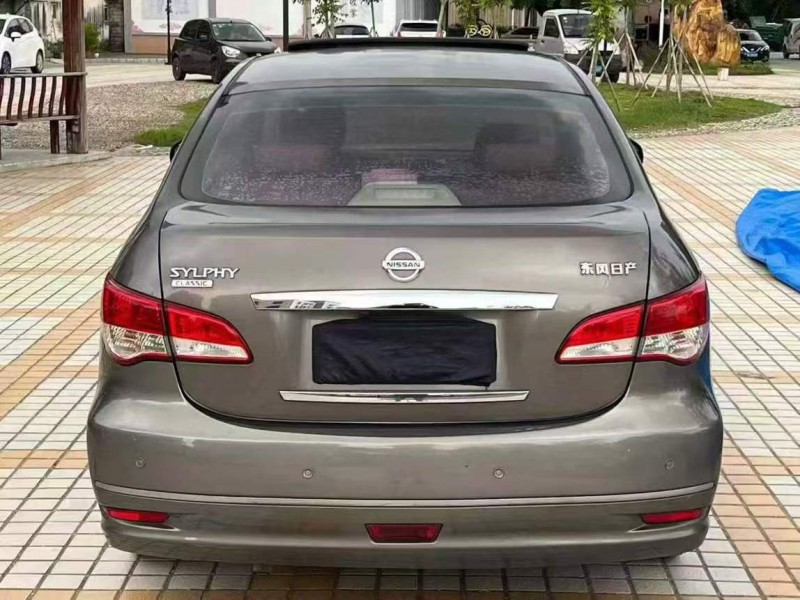 汕头16年日产轩逸9