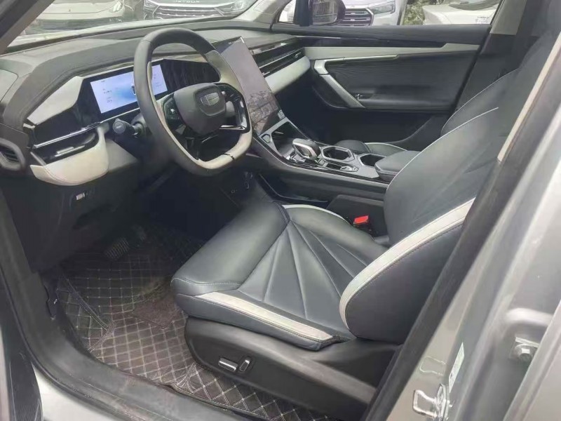 新余24年吉利博越4