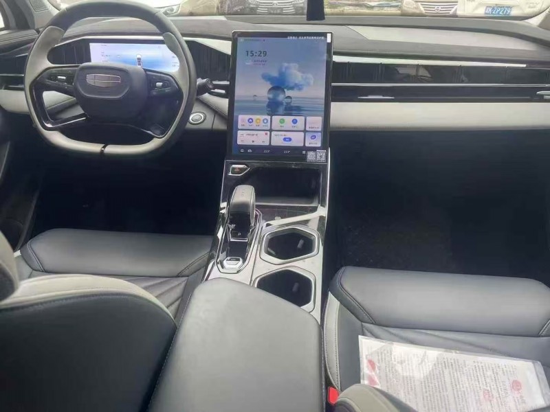 新余24年吉利博越6