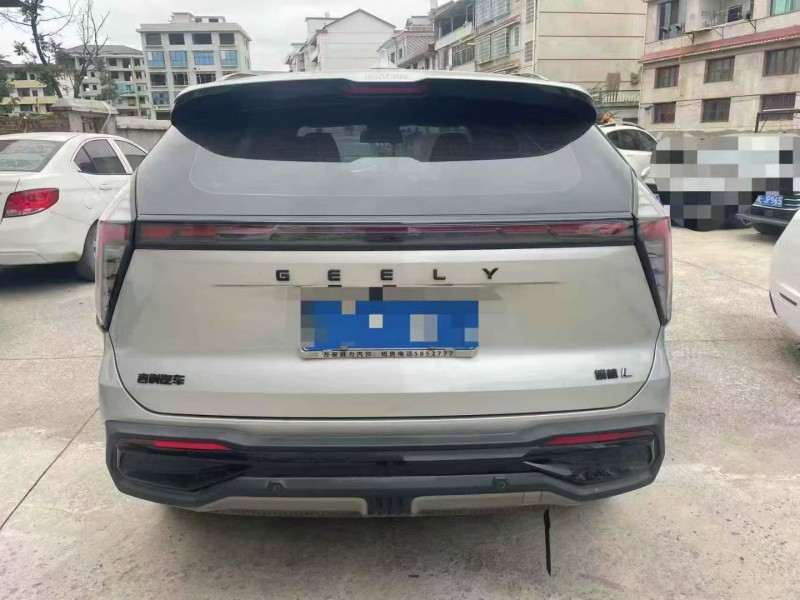 新余24年吉利博越9