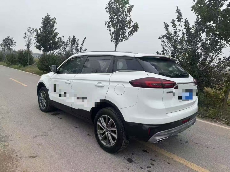 菏泽21年吉利博越8