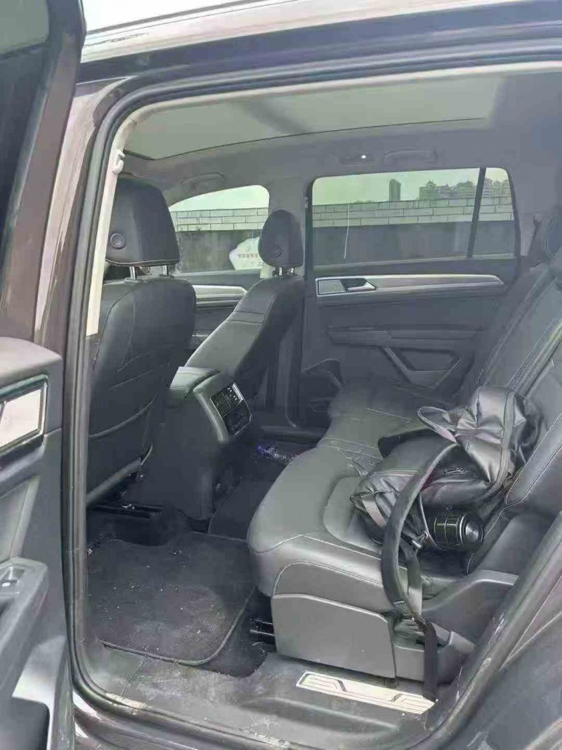 桂林21年大众途昂6