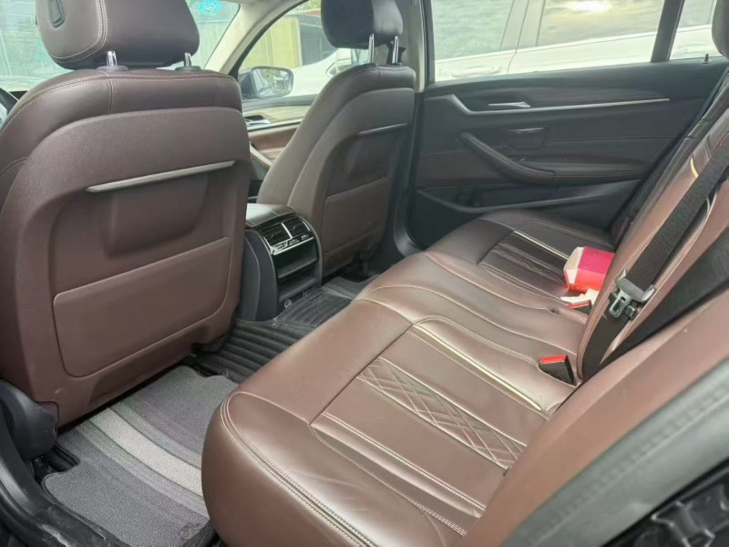 保定19年宝马5系3