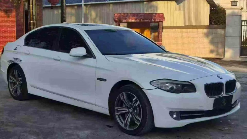 深圳13年宝马5系2