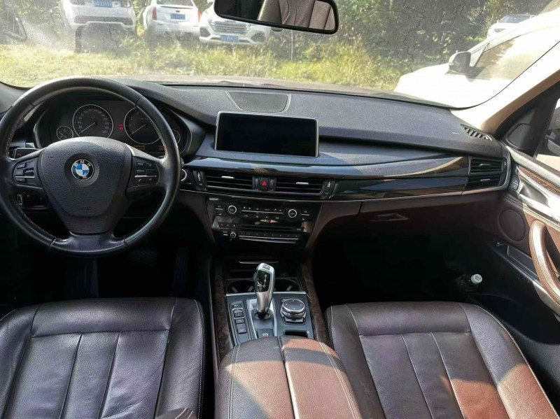 安顺15年宝马X54