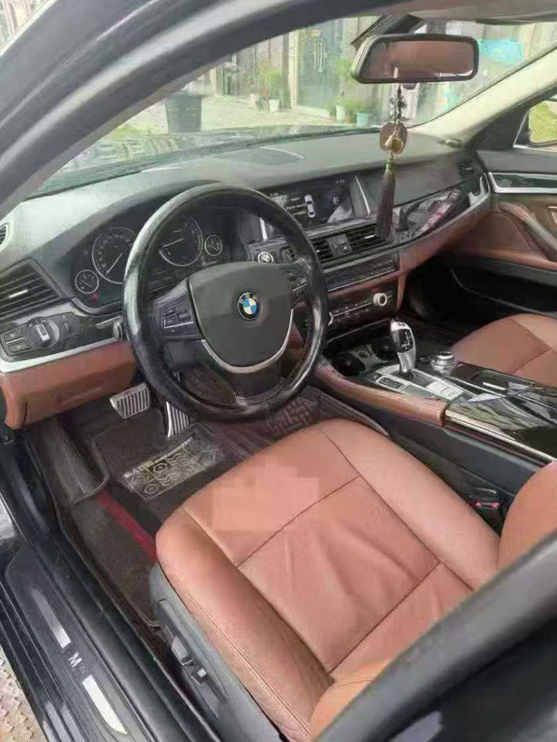 景德镇15年宝马5系3