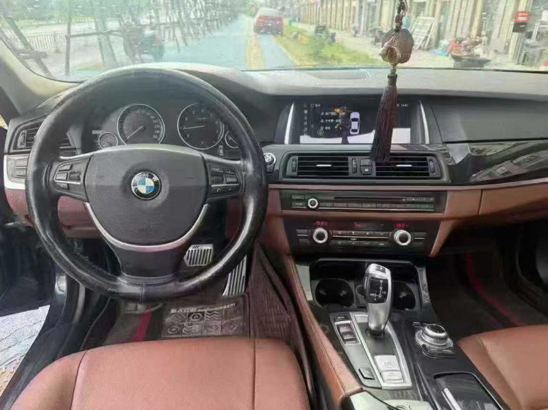 景德镇15年宝马5系5