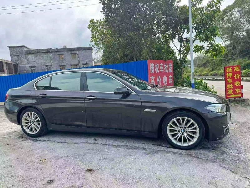 钦州15年宝马5系3