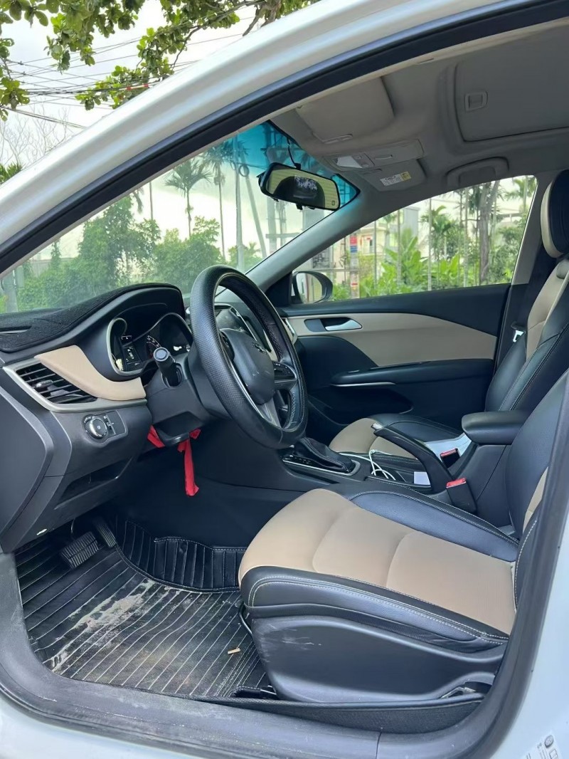 海口22年雪佛兰科鲁泽4